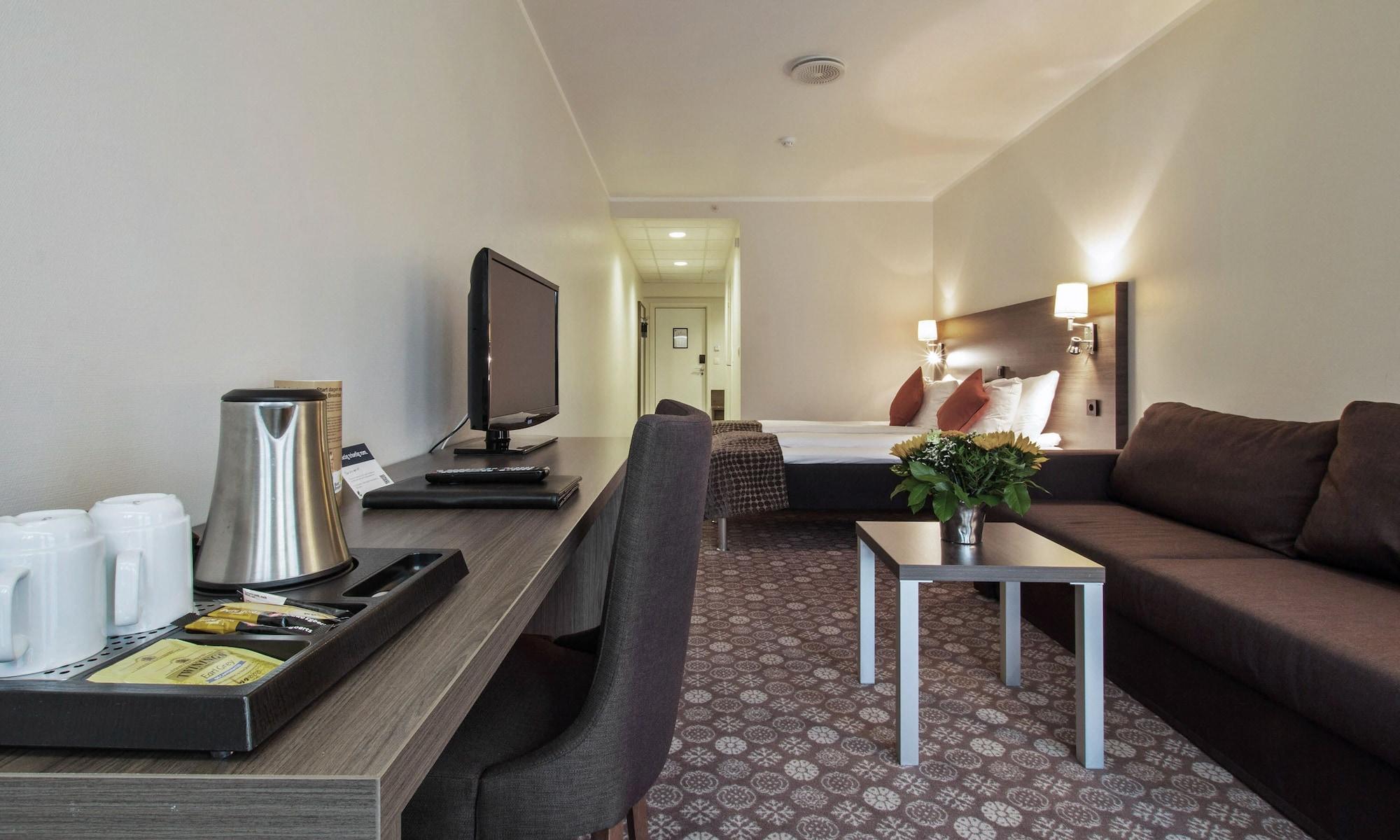 Thon Partner Hotel Baronen Олесунн Экстерьер фото