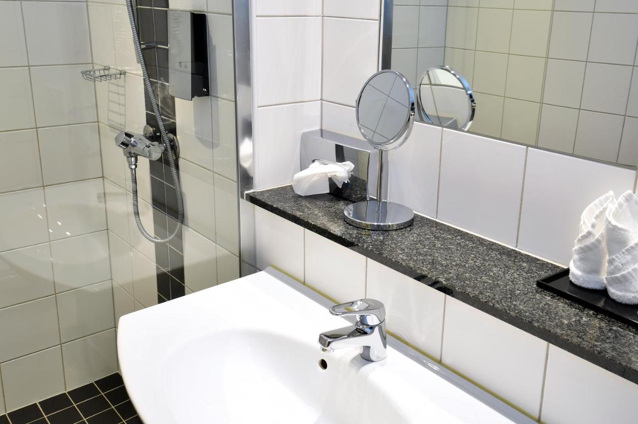 Thon Partner Hotel Baronen Олесунн Экстерьер фото
