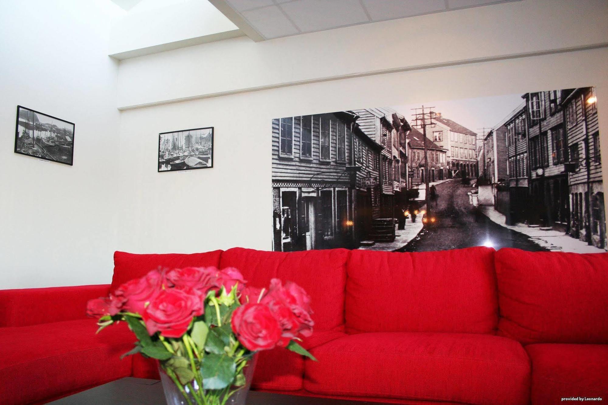 Thon Partner Hotel Baronen Олесунн Экстерьер фото